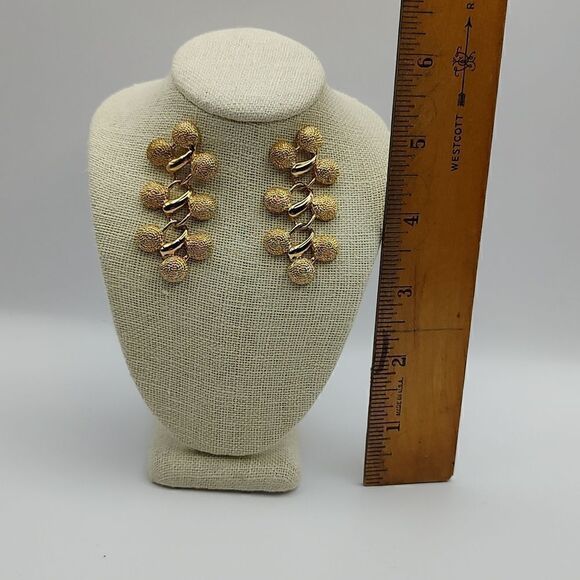 Textured Dangle Drop Earrings Gold Tone Vintage - Picture 5 of 7